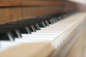 piano-623182_1920 Bild